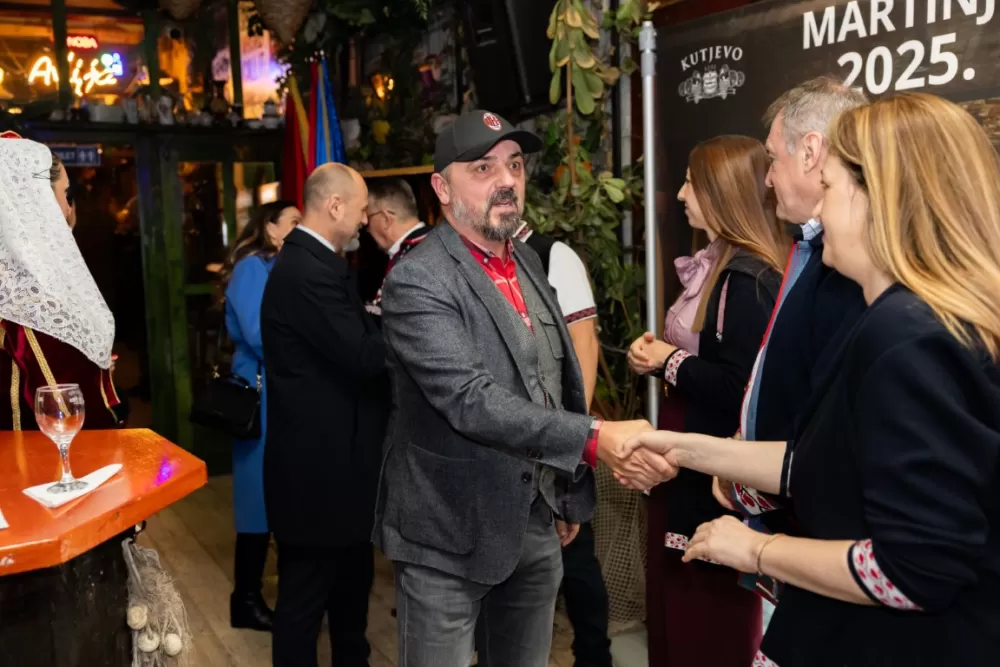Kutjevačka tradicija osvojila Podgoricu: Martinje privuklo više od 500 gostiju