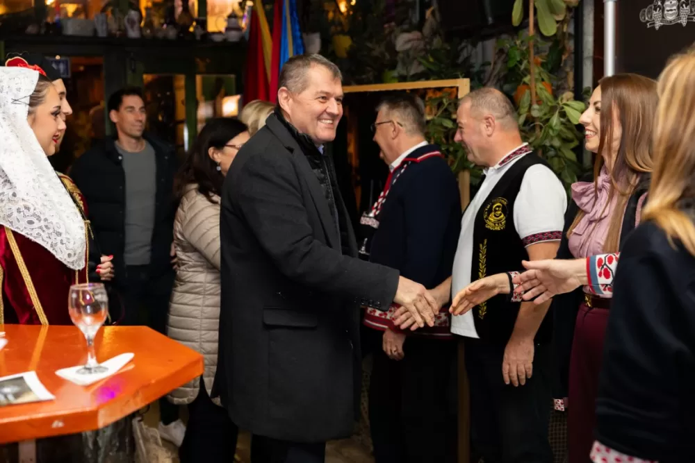 Kutjevačka tradicija osvojila Podgoricu: Martinje privuklo više od 500 gostiju