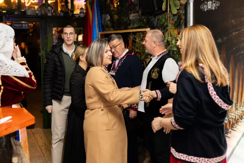 Kutjevačka tradicija osvojila Podgoricu: Martinje privuklo više od 500 gostiju