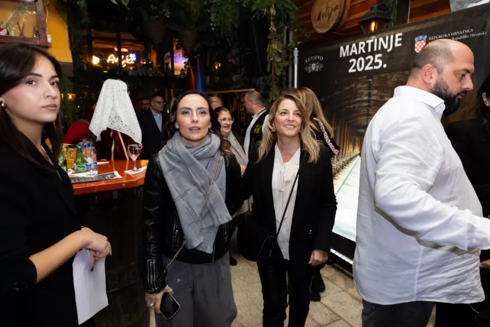 Kutjevačka tradicija osvojila Podgoricu: Martinje privuklo više od 500 gostiju