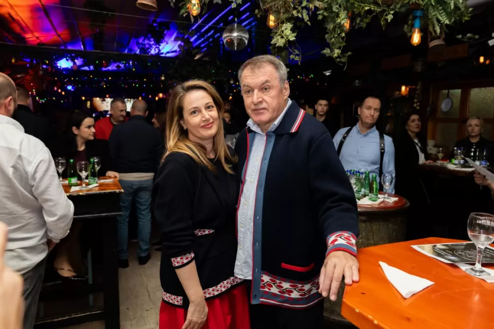 Kutjevačka tradicija osvojila Podgoricu: Martinje privuklo više od 500 gostiju