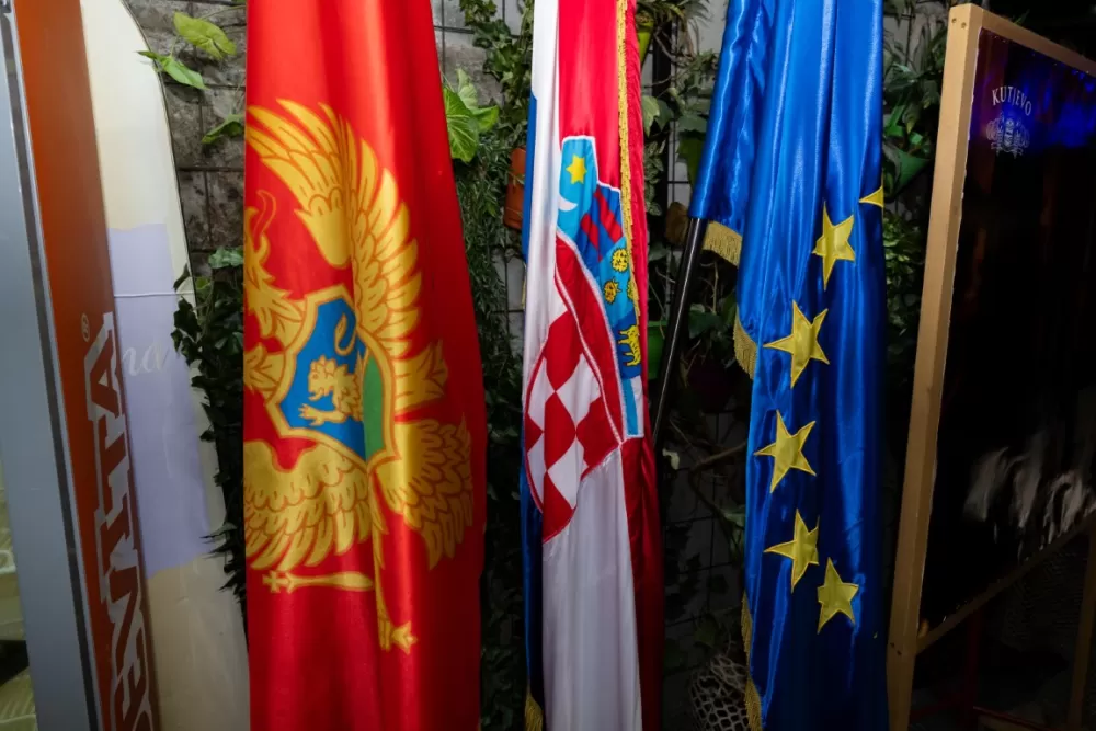 Kutjevačka tradicija osvojila Podgoricu: Martinje privuklo više od 500 gostiju