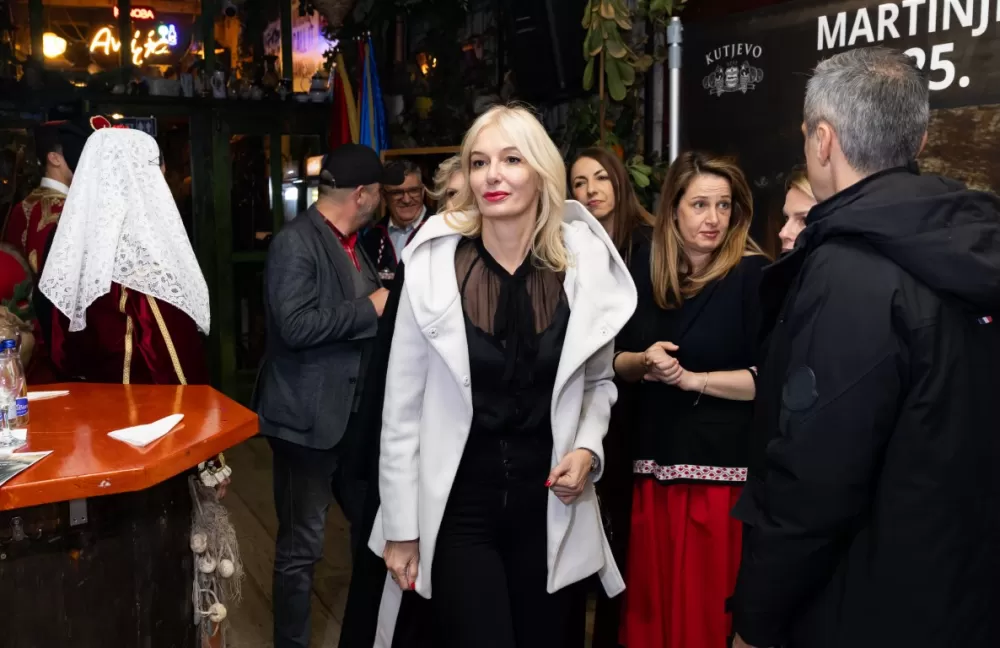 Kutjevačka tradicija osvojila Podgoricu: Martinje privuklo više od 500 gostiju