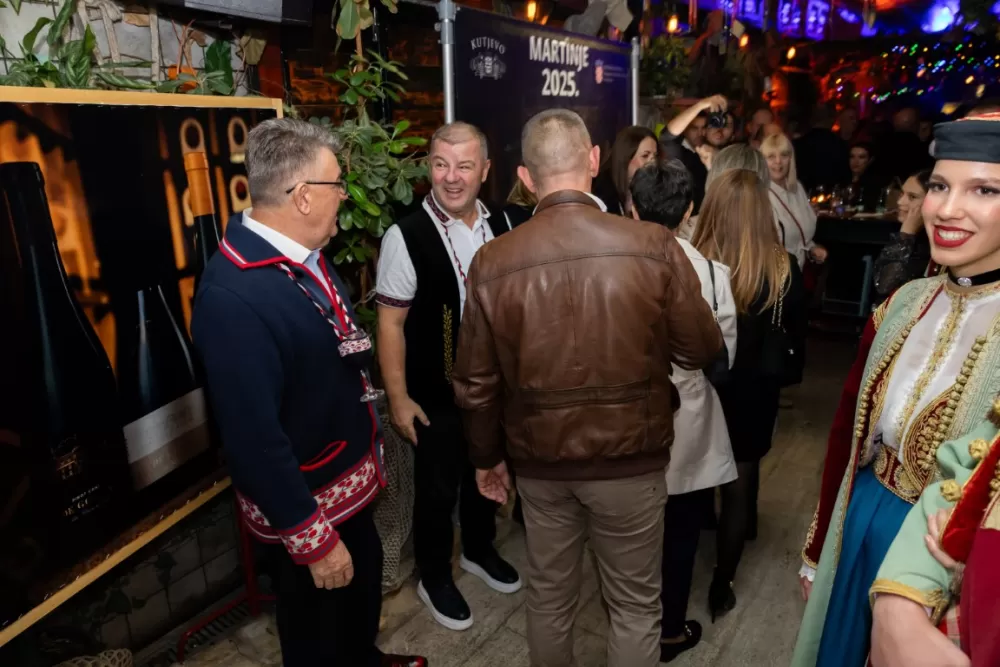 Kutjevačka tradicija osvojila Podgoricu: Martinje privuklo više od 500 gostiju