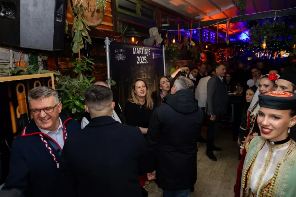 Kutjevačka tradicija osvojila Podgoricu: Martinje privuklo više od 500 gostiju