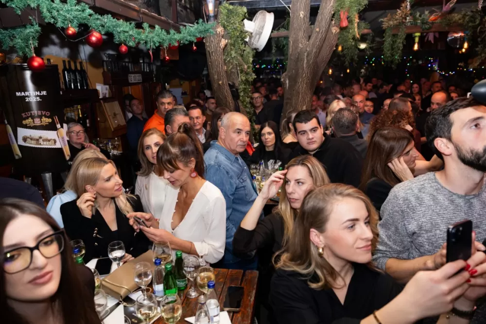 Kutjevačka tradicija osvojila Podgoricu: Martinje privuklo više od 500 gostiju