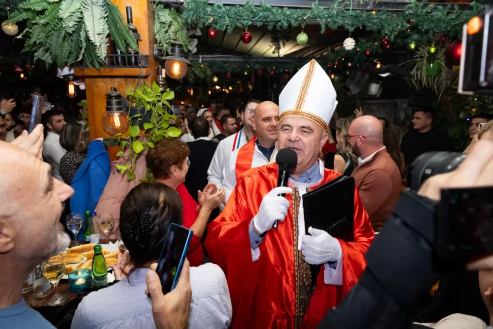 Kutjevačka tradicija osvojila Podgoricu: Martinje privuklo više od 500 gostiju