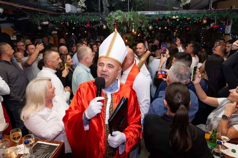 Kutjevačka tradicija osvojila Podgoricu: Martinje privuklo više od 500 gostiju