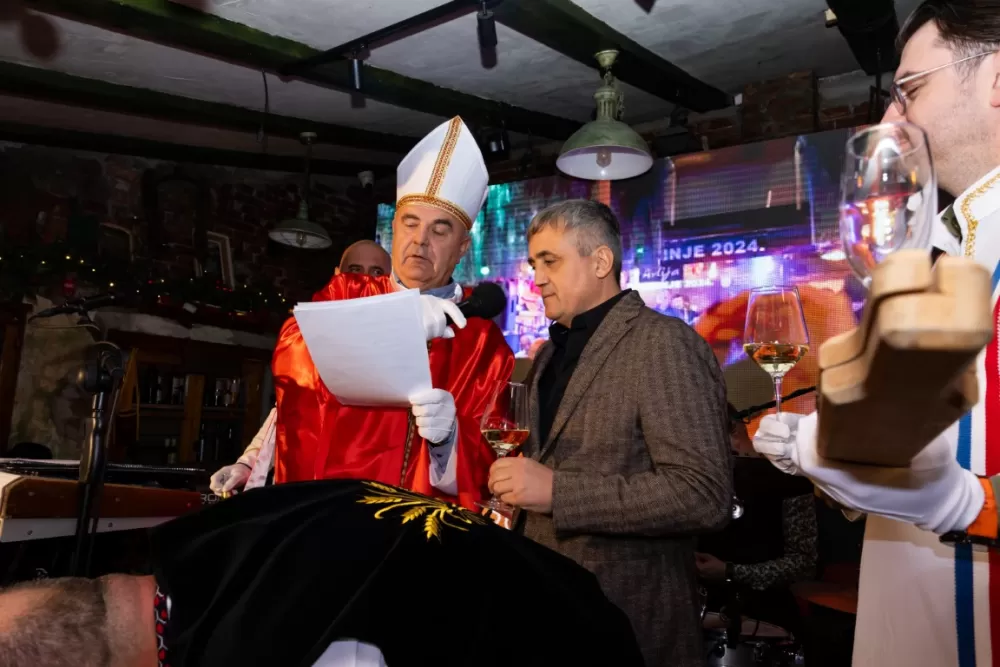 Kutjevačka tradicija osvojila Podgoricu: Martinje privuklo više od 500 gostiju