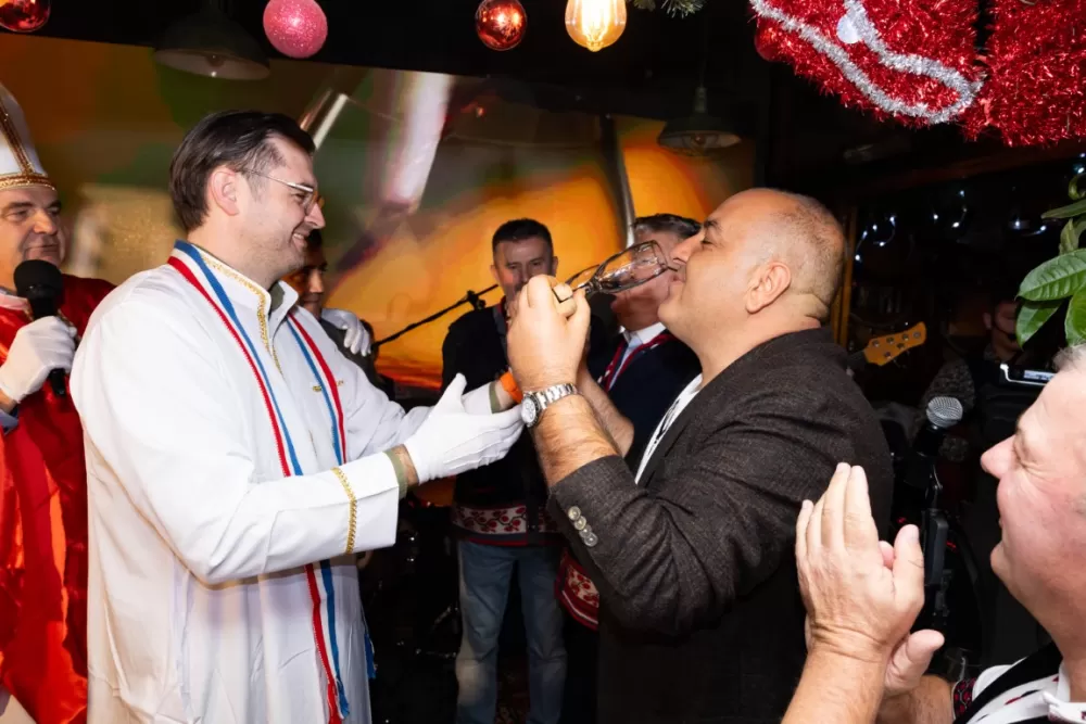 Kutjevačka tradicija osvojila Podgoricu: Martinje privuklo više od 500 gostiju