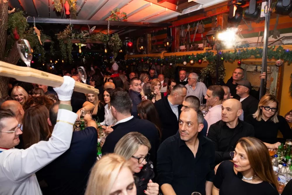 Kutjevačka tradicija osvojila Podgoricu: Martinje privuklo više od 500 gostiju