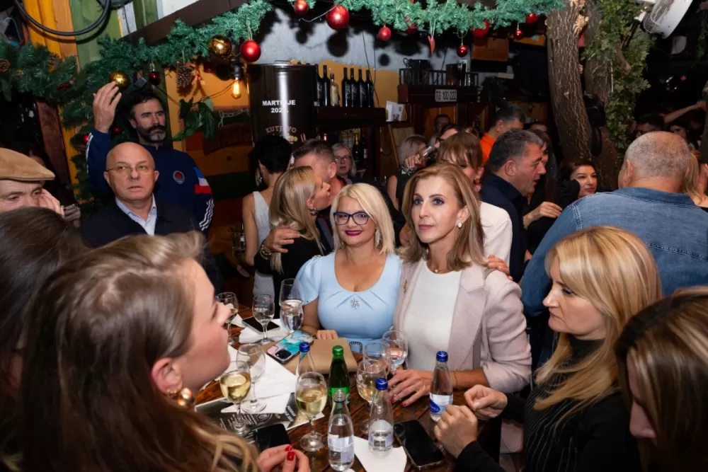 Kutjevačka tradicija osvojila Podgoricu: Martinje privuklo više od 500 gostiju