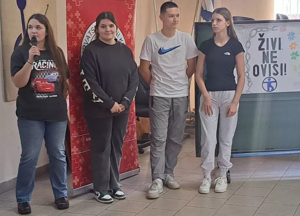 Djeca i mladi svojim kreativnim stvaralaštvom poručili: živi, ne ovisi!