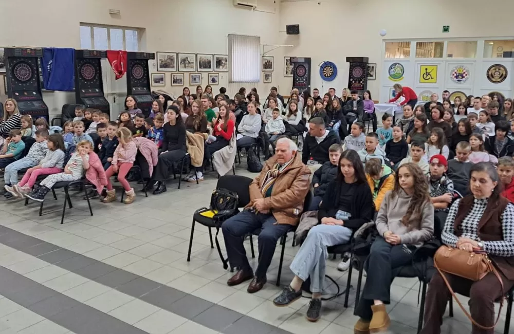 Djeca i mladi svojim kreativnim stvaralaštvom poručili: živi, ne ovisi!