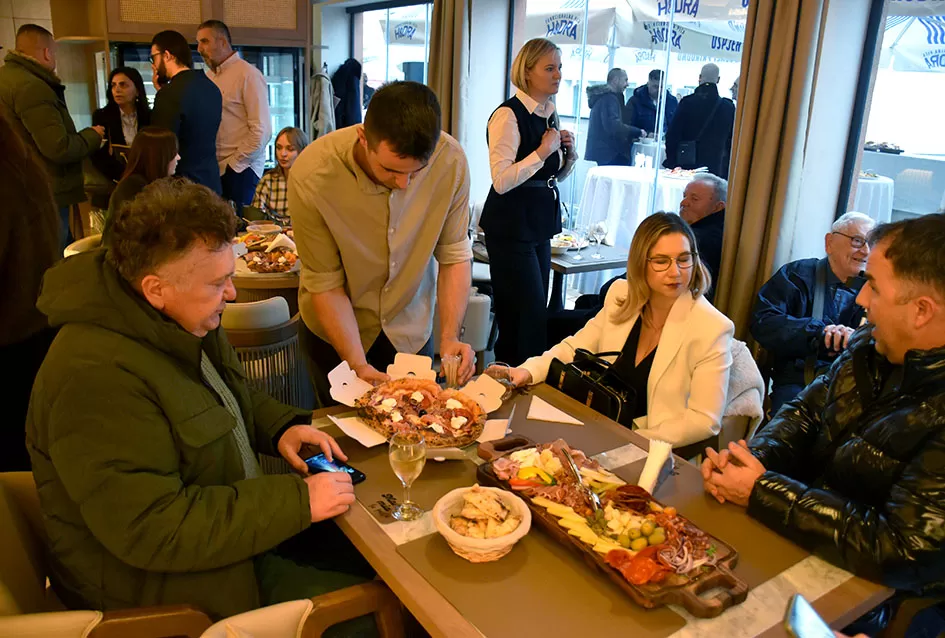 Otvoren požeški restoran Mama Mia La Pasta – novi projekt obitelj Drežnjak