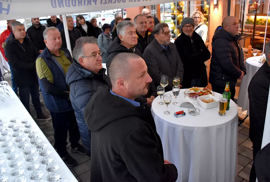 Otvoren požeški restoran Mama Mia La Pasta – novi projekt obitelj Drežnjak