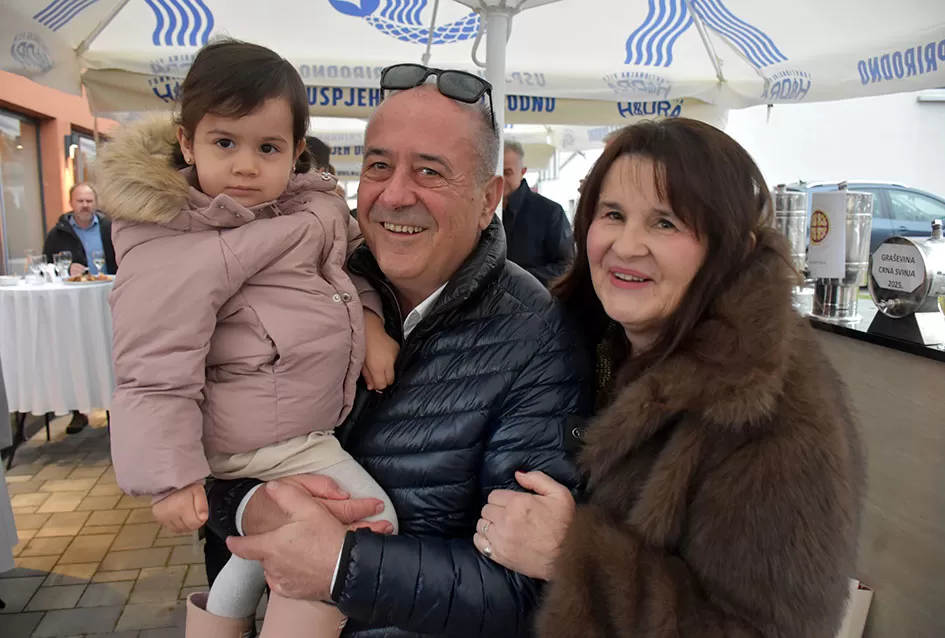 Otvoren požeški restoran Mama Mia La Pasta – novi projekt obitelj Drežnjak