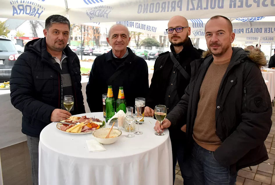 Otvoren požeški restoran Mama Mia La Pasta – novi projekt obitelj Drežnjak