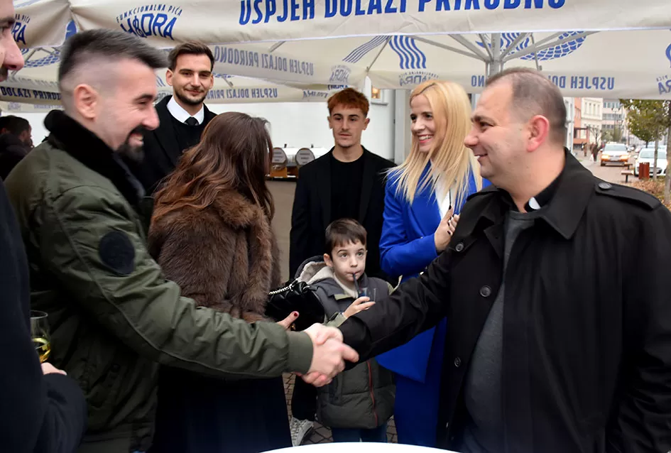 Otvoren požeški restoran Mama Mia La Pasta – novi projekt obitelj Drežnjak