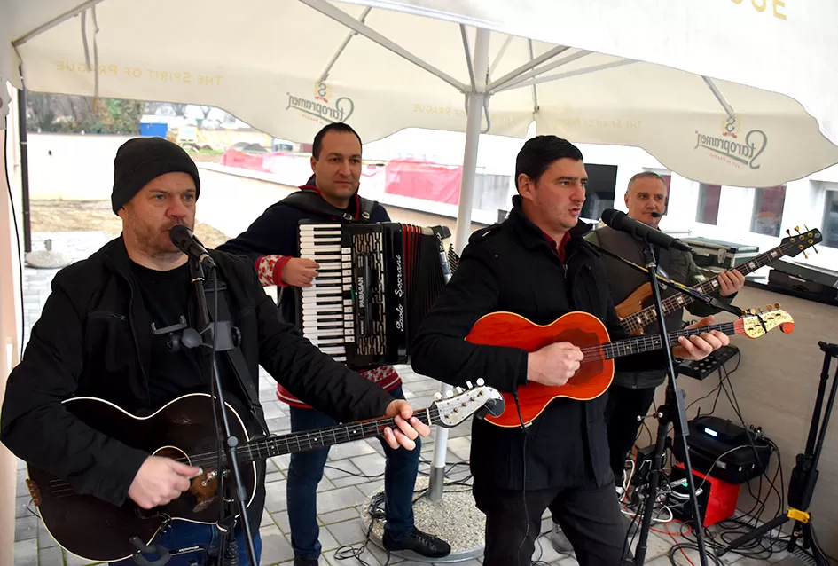 Otvoren požeški restoran Mama Mia La Pasta – novi projekt obitelj Drežnjak