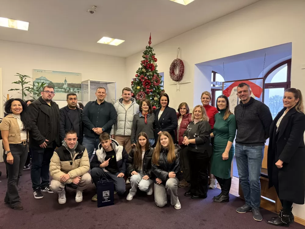 U Gradskoj upravi održan prijem za učenike i učitelje iz Italije, Rumunjske i Turske