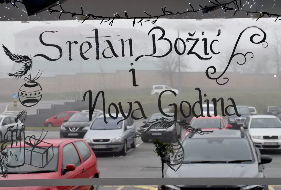 „Dioniz“ u Plodinama pretvoren u oazu blagdanskog sjaja i topline: Čarolija Božića osjeti se na svakom koraku 