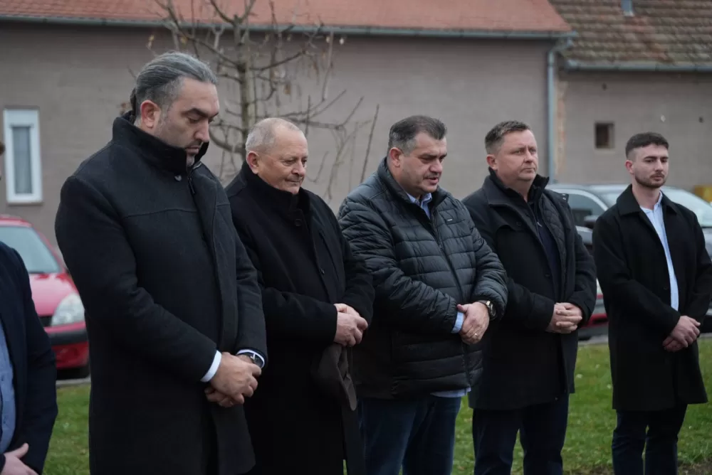 Požega.eu | Polaganjem vijenaca i svečanom misom započelo obilježavanje Dana Općine Jakšić