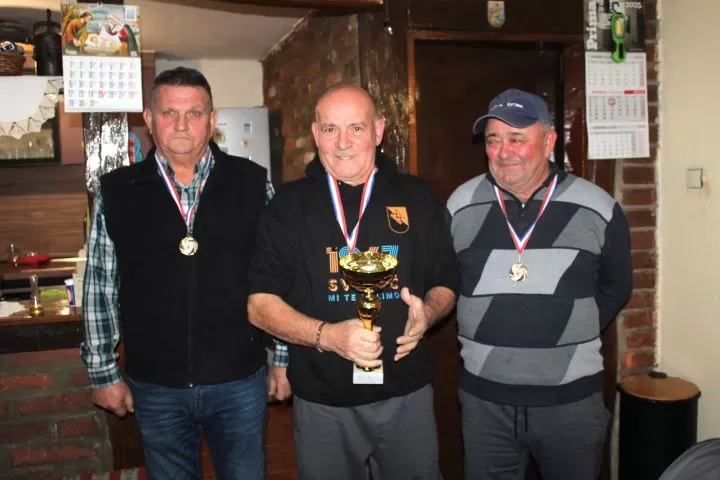 Požega.eu | Zajednička večera i druženje nakon osvajanja zlatne medalje 