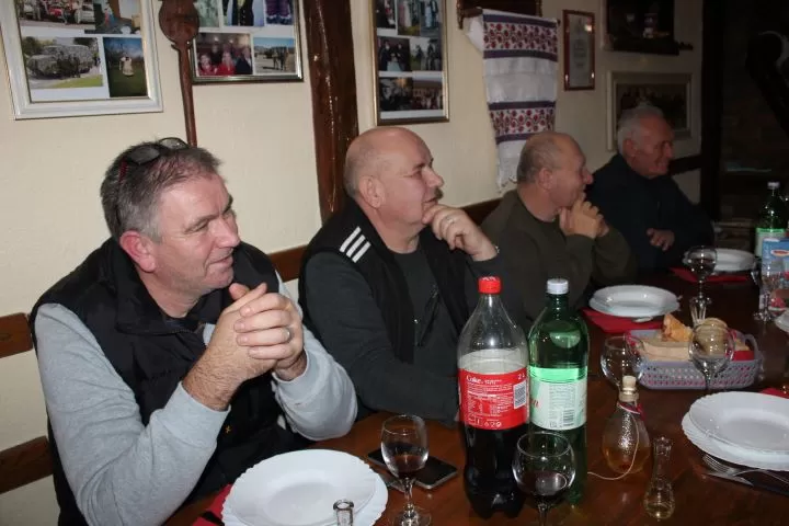 Zajednička večera i druženje nakon osvajanja zlatne medalje 