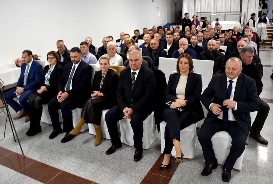 Zahvalnice Općine Jakšić primili su Limarija Pažin, OŠ Mladost, Mirela Pavličić Hein, Slavko Glavaš i Ivo Grbeš-Honda