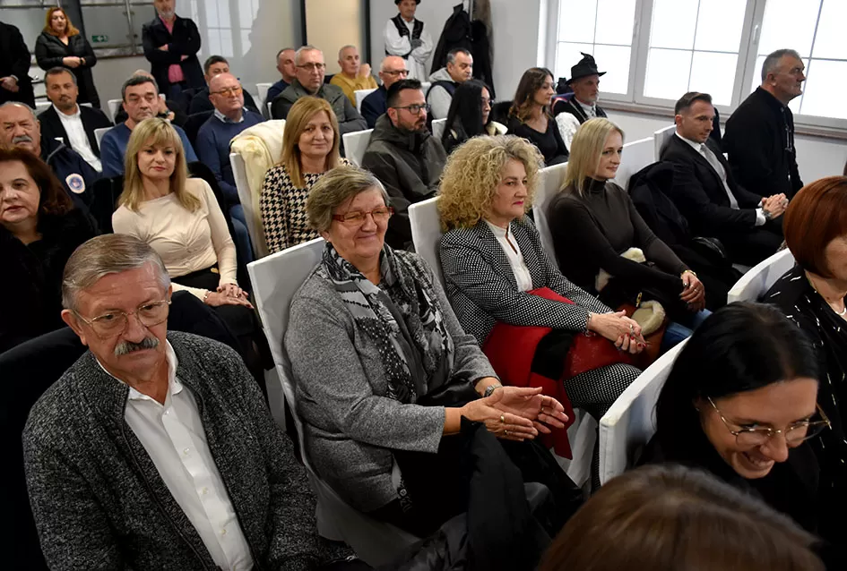 Zahvalnice Općine Jakšić primili su Limarija Pažin, OŠ Mladost, Mirela Pavličić Hein, Slavko Glavaš i Ivo Grbeš-Honda