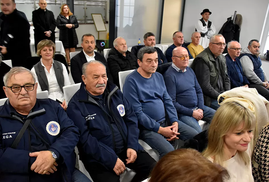 Zahvalnice Općine Jakšić primili su Limarija Pažin, OŠ Mladost, Mirela Pavličić Hein, Slavko Glavaš i Ivo Grbeš-Honda