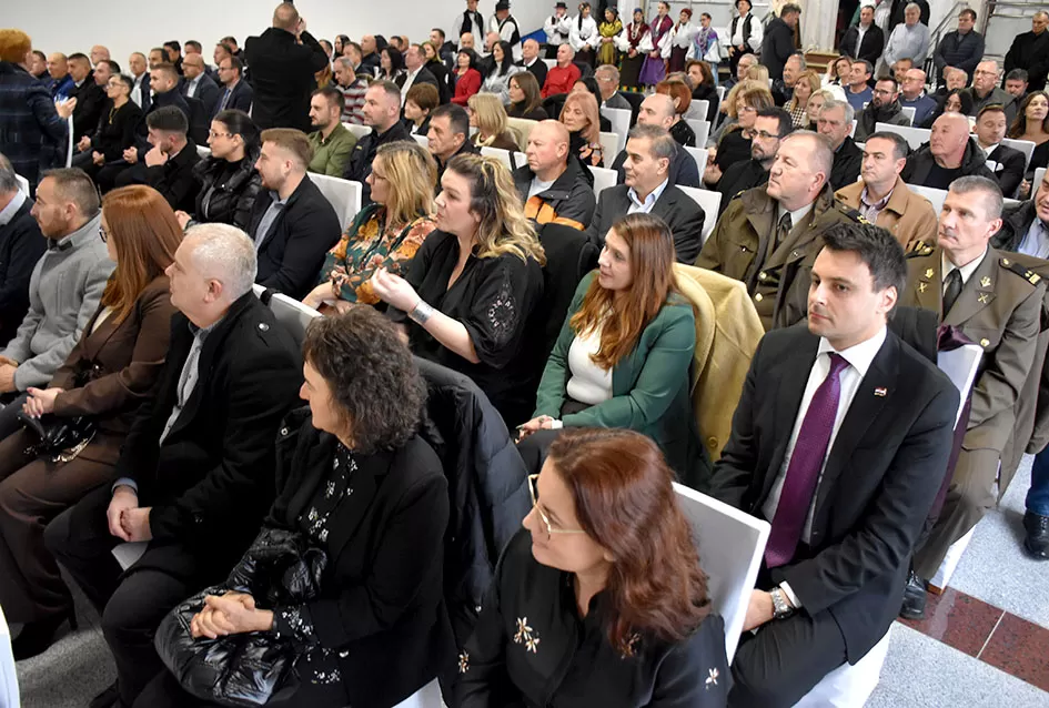 Zahvalnice Općine Jakšić primili su Limarija Pažin, OŠ Mladost, Mirela Pavličić Hein, Slavko Glavaš i Ivo Grbeš-Honda