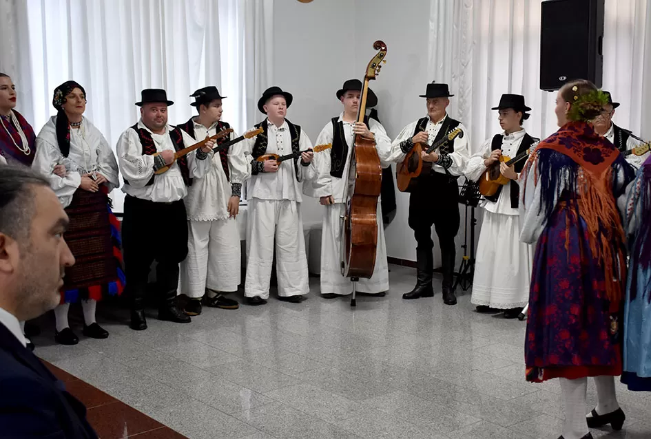 Zahvalnice Općine Jakšić primili su Limarija Pažin, OŠ Mladost, Mirela Pavličić Hein, Slavko Glavaš i Ivo Grbeš-Honda