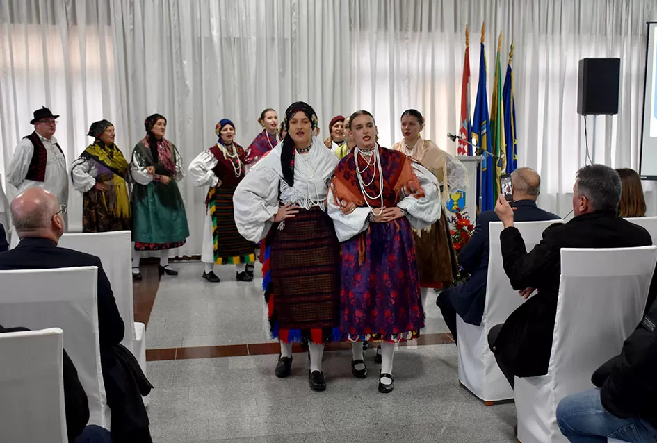 Zahvalnice Općine Jakšić primili su Limarija Pažin, OŠ Mladost, Mirela Pavličić Hein, Slavko Glavaš i Ivo Grbeš-Honda
