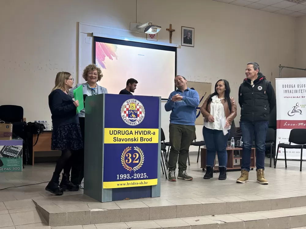 Tribina „Dom po mjeri svakoga“ okupila stručnjake i osobe s invaliditetom u Slavonskom Brodu