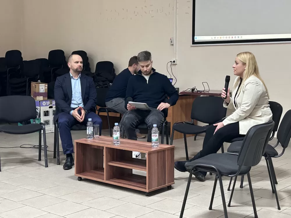 Tribina „Dom po mjeri svakoga“ okupila stručnjake i osobe s invaliditetom u Slavonskom Brodu