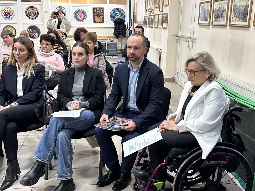 Tribina „Dom po mjeri svakoga“ okupila stručnjake i osobe s invaliditetom u Slavonskom Brodu
