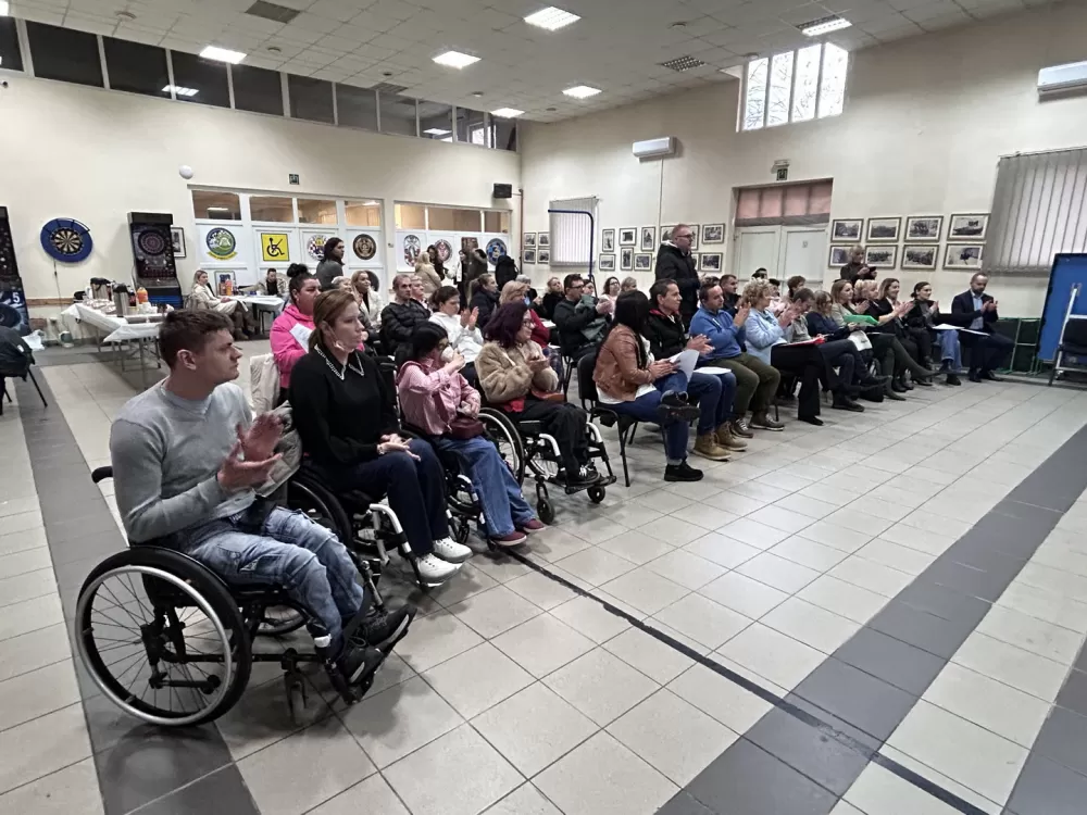Tribina „Dom po mjeri svakoga“ okupila stručnjake i osobe s invaliditetom u Slavonskom Brodu