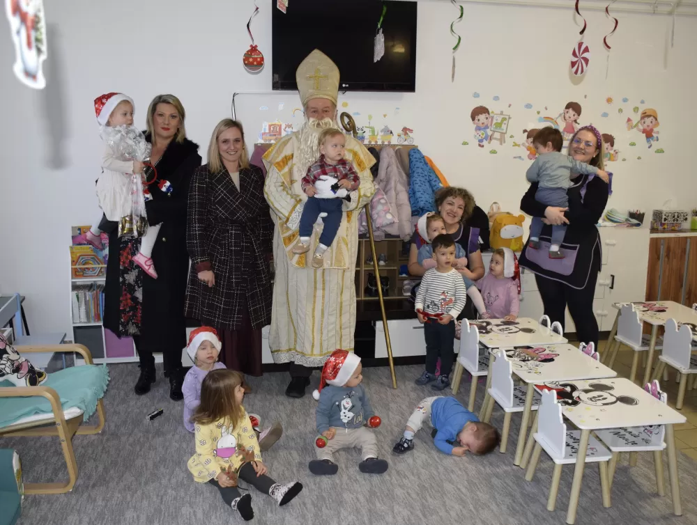 Sveti Nikola unio radost i osmijehe u požeške vrtiće, bolnicu i Kaznionicu