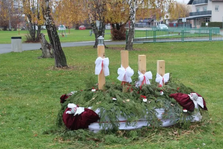 MOTOKLUB „BULLS“: Školskoj djeci i predškolcima podijelili prigodne darove