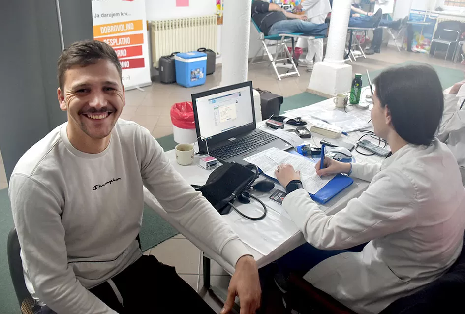 Velik odaziv Požežana: U trodnevnoj akciji Crvenog križa prikupljeno 420 doza krvi