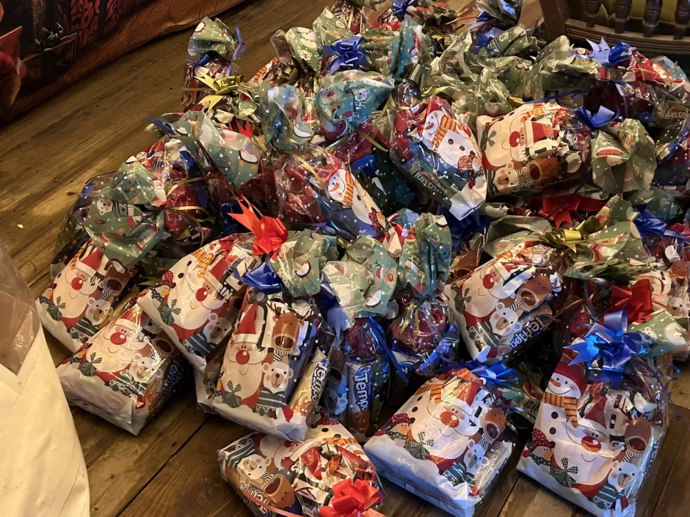 Sveti Nikola posjetio Tvrđavu Brod i podijelio darove najmlađima