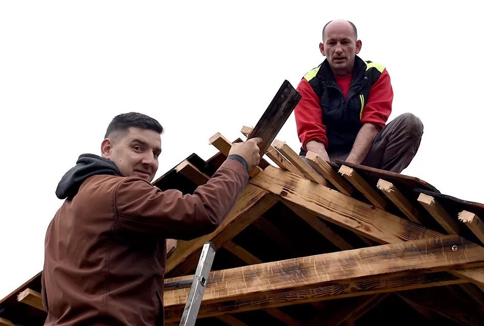 Požega.eu | Zajedništvo na djelu: Kako nogometaši NK Parasan pripremaju veliku proslavu