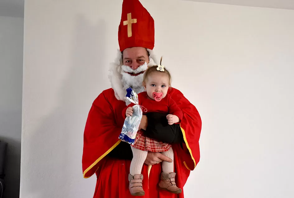 Sveti Nikola po prvi puta razveselio djecu u Štitnjaku: Krampus ostao bez posla, darovi stigli u svaku dobru čizmicu