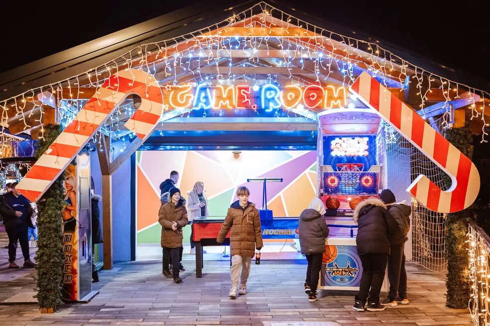 Blagdanska čarolija pod Zlatnim Papukom: Otvorena Ninina čarobna Shhhuma