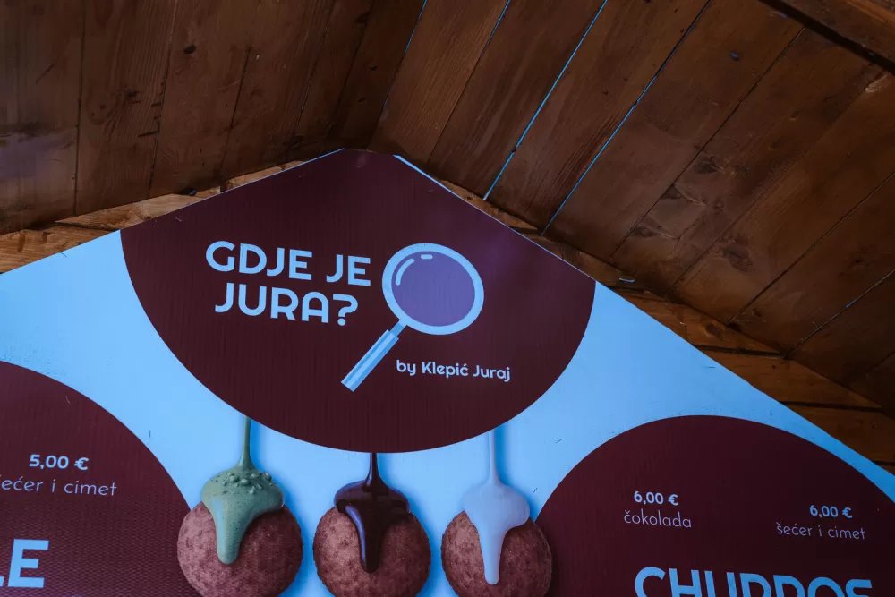 Blagdanska čarolija pod Zlatnim Papukom: Otvorena Ninina čarobna Shhhuma