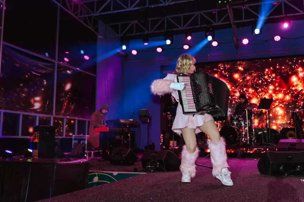 Blagdanska čarolija pod Zlatnim Papukom: Otvorena Ninina čarobna Shhhuma