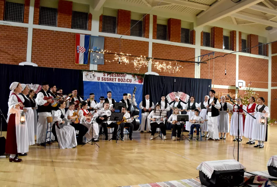 Brestovačka priredba donijela poruke zajedništva, empatije i dobrote