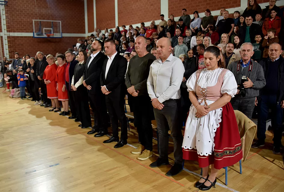 Brestovačka priredba donijela poruke zajedništva, empatije i dobrote